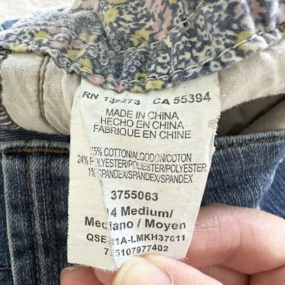 Lee Jean Shorts Women's Size 14M Medium Wash Denim Bermuda - Picture 6 of 10